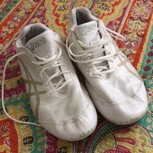 Asics Ultralyte Cheer Shoes